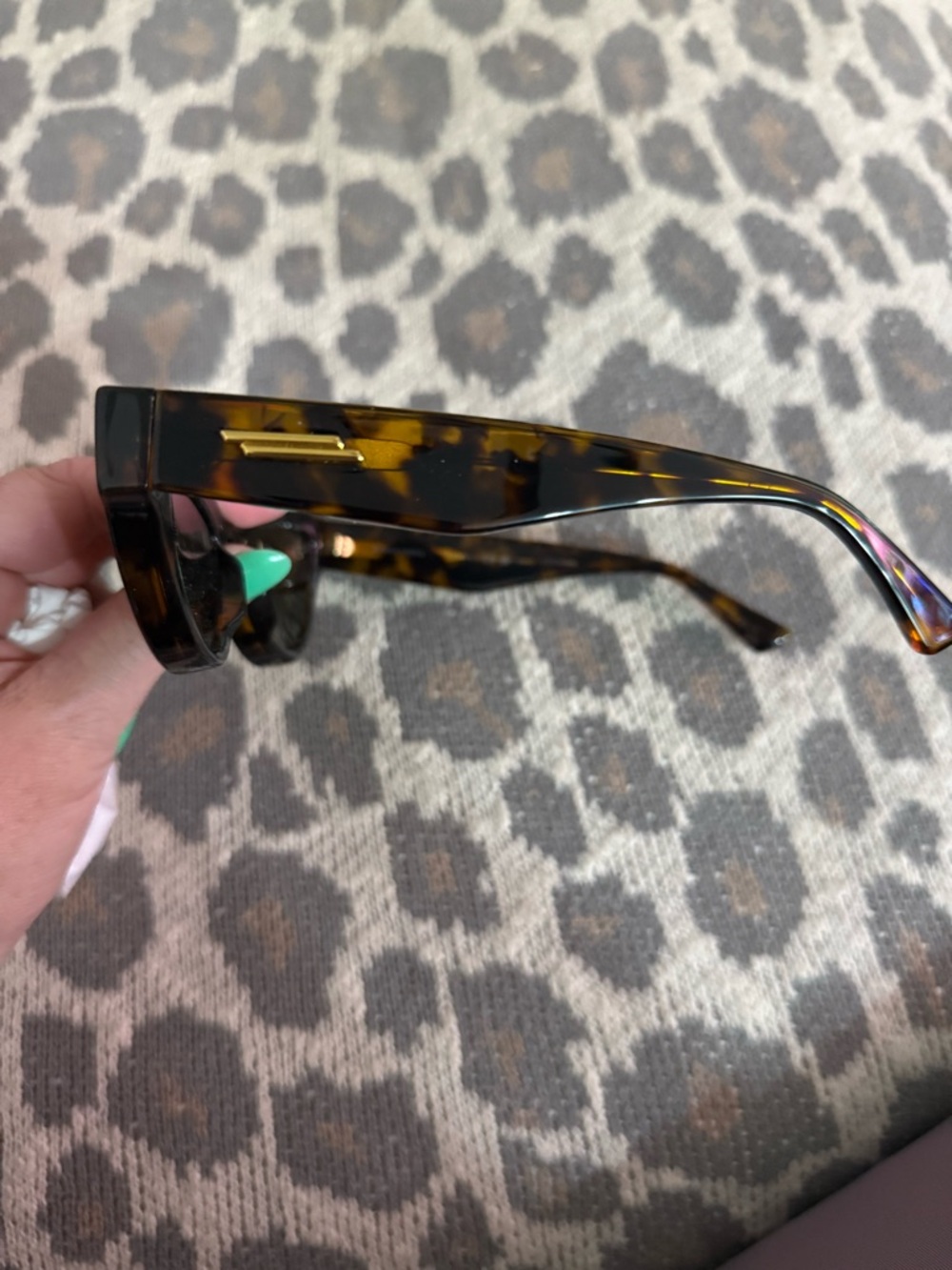 Bottega Veneta Tortoiseshell Cat-Eye Sunglasses - Dark Brown - Picture 3 of 5